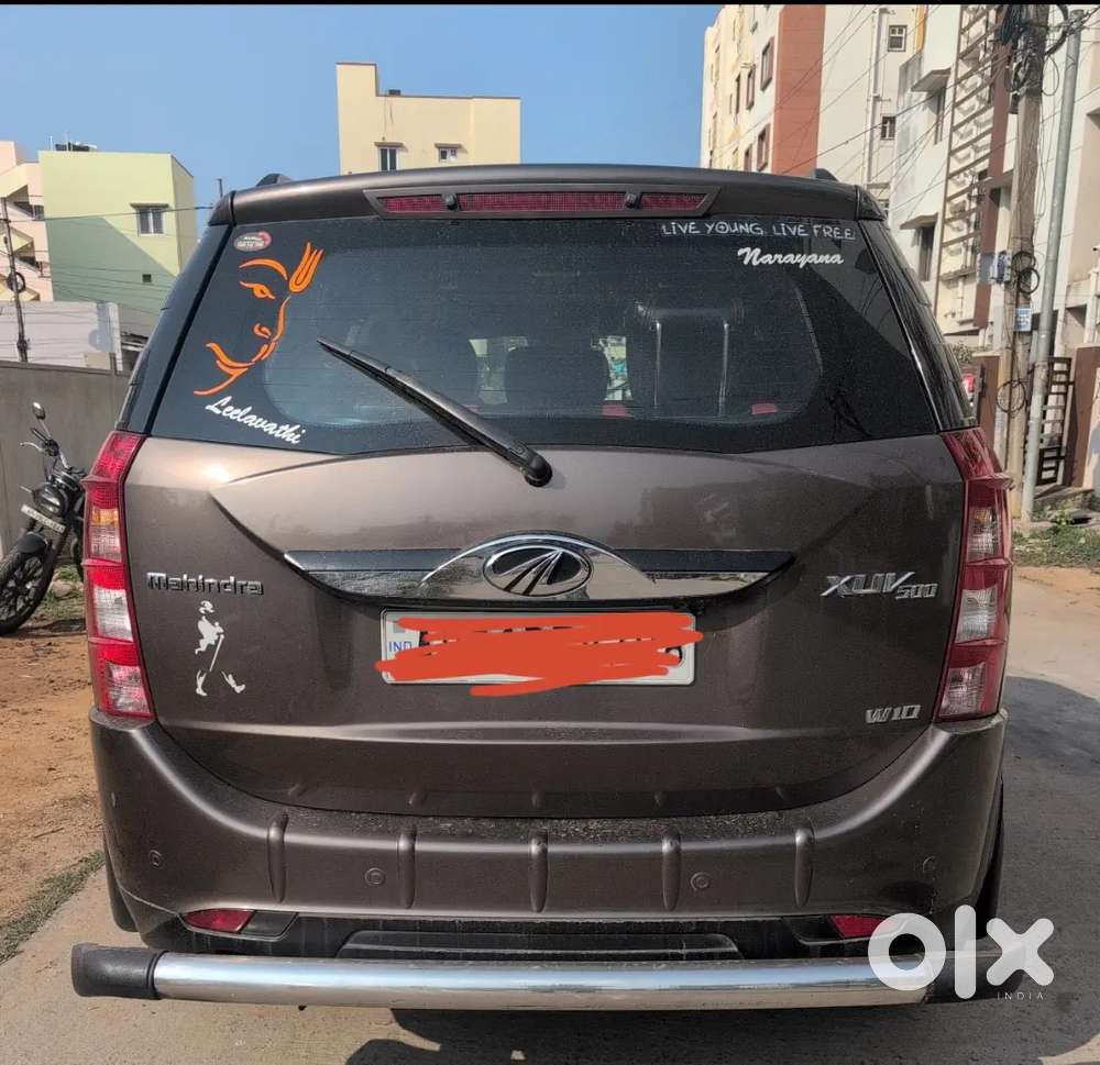 Mahindra Xuv500 2wd 2017