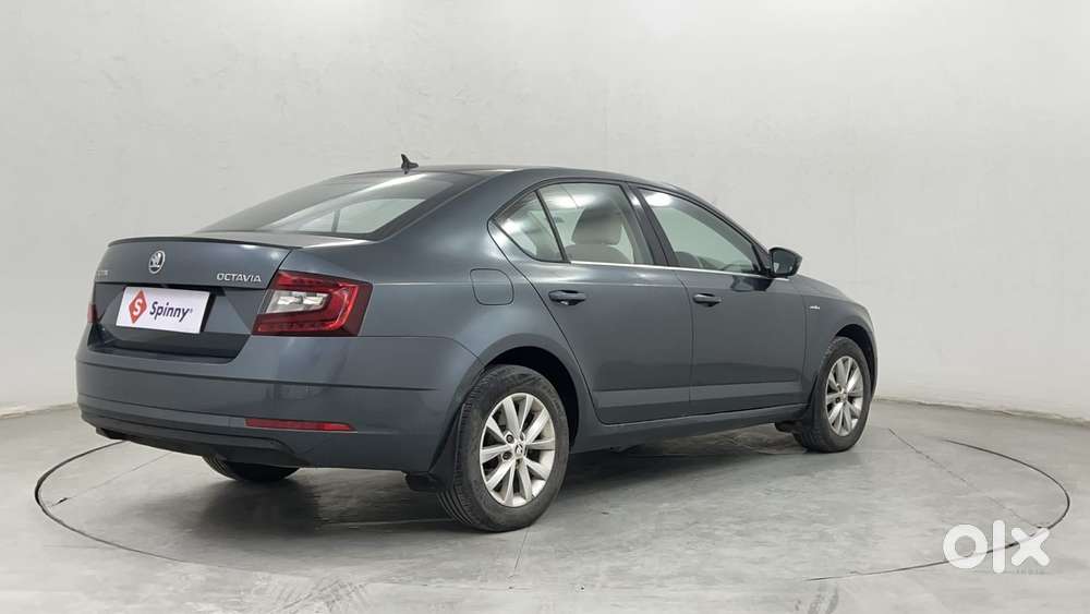 Skoda Octavia 2.0 L K Tsi At, 2018, Petrol