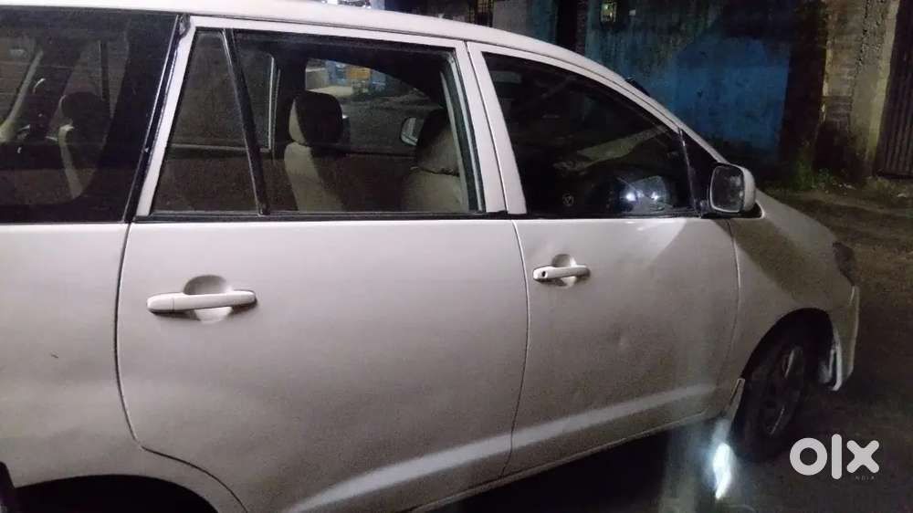 Toyota Innova 2012 Year
