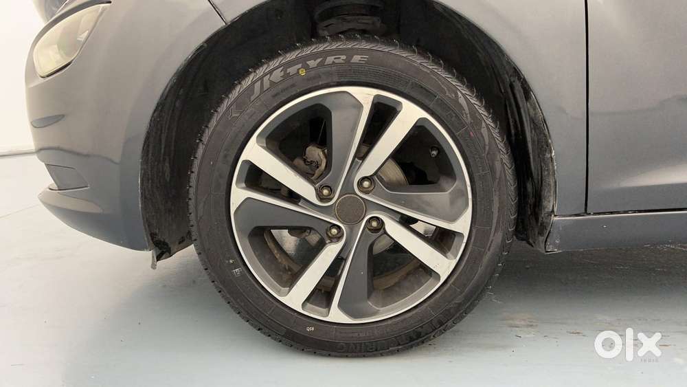 Tata Altroz Xz, 2021, Petrol