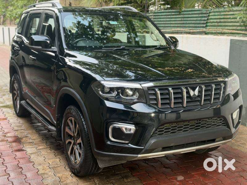 Mahindra Scorpio-n 2.0 Z8 L Petrol At 7 Str, 2025, Petrol