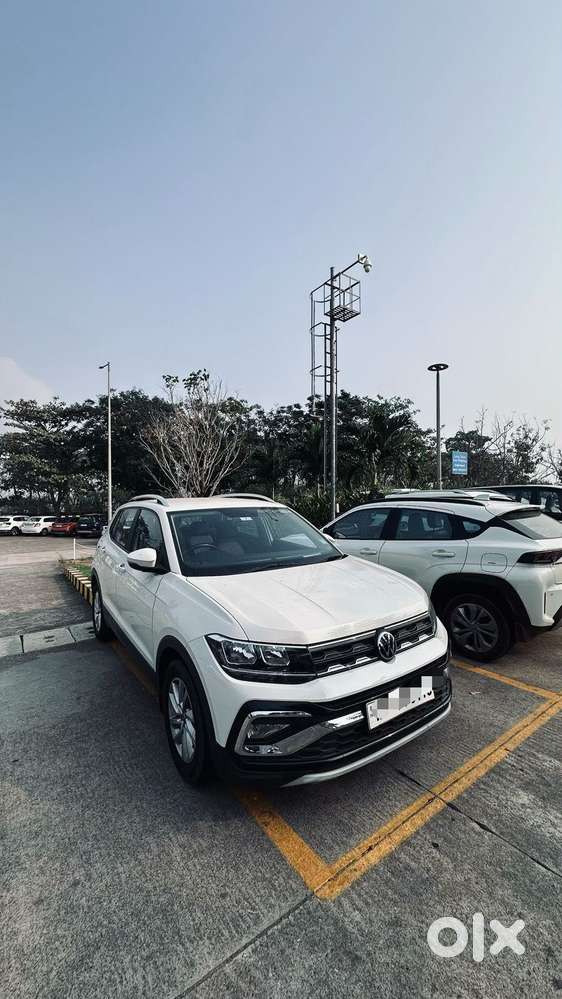 Volkswagen Taigun 1.0 Tsi Highline At, 2022, Petrol