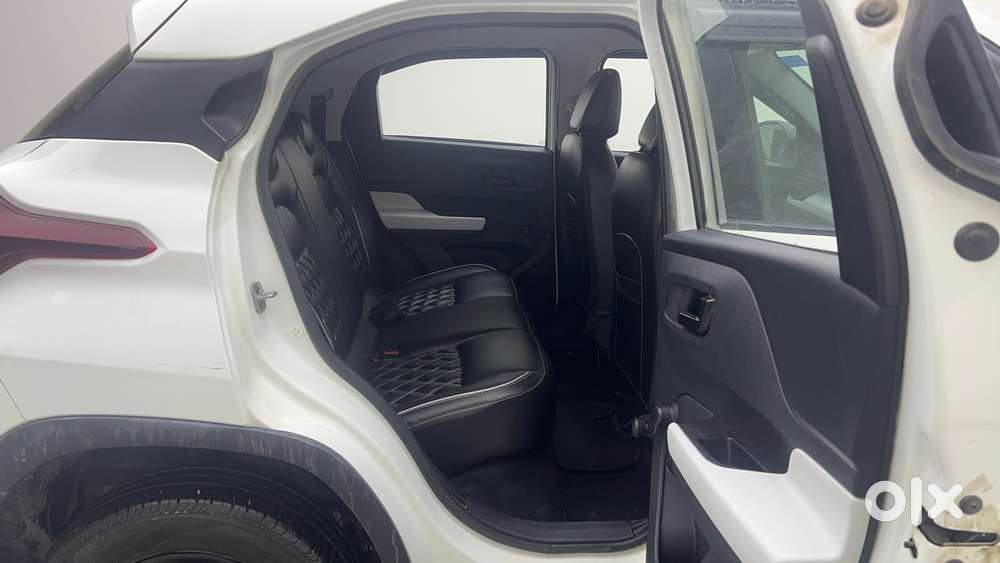 Tata Punch Pure, 2022, Petrol