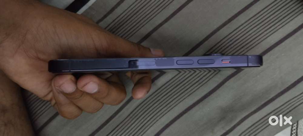 Beand new i phone 14pro  only 7 days use
