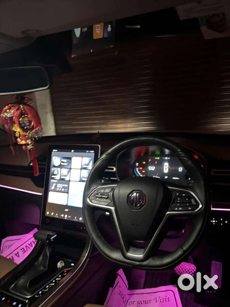 Mg Hector Plus Savvy Pro 7str