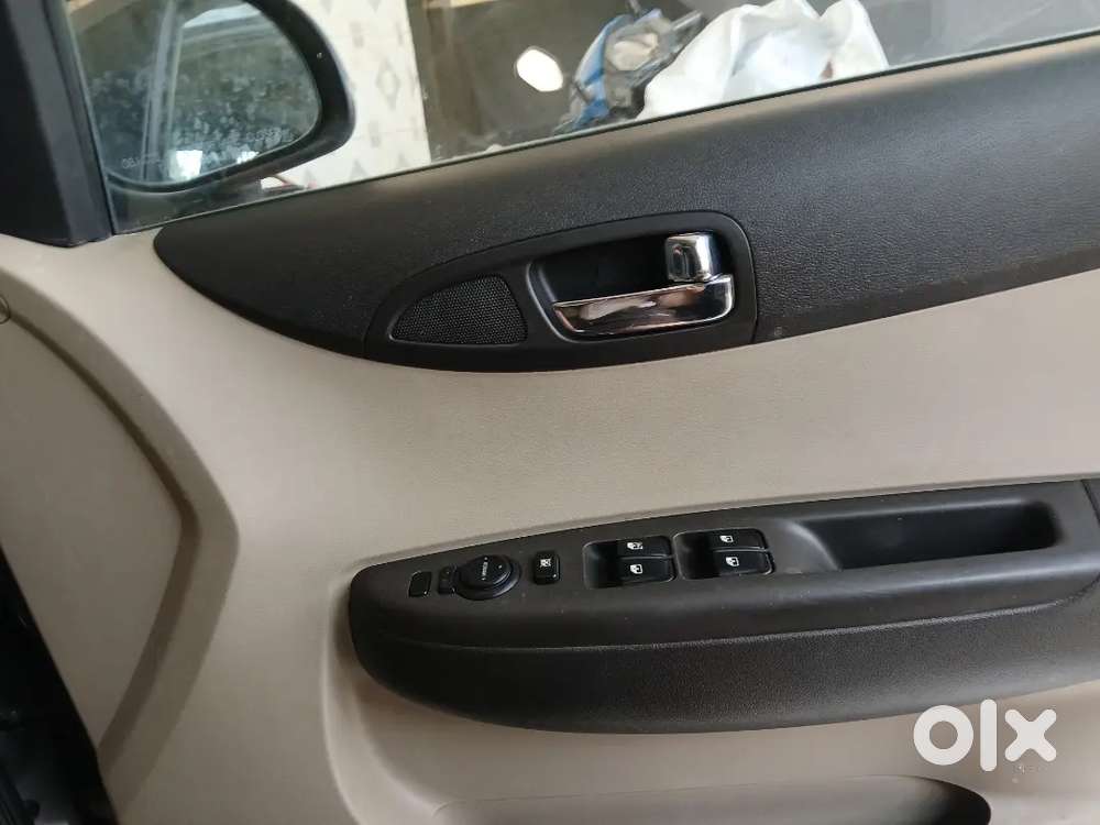 Hyundai I20 2012 Diesel 79280 Km Driven