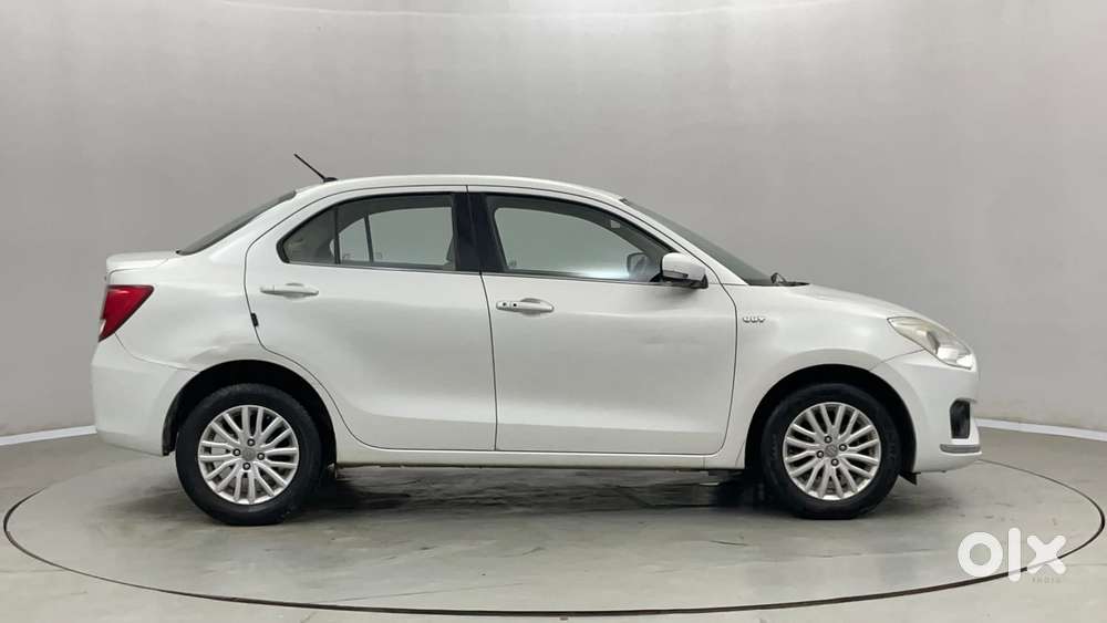Maruti Suzuki Dzire 1.2 Zxi Amt, 2017, Petrol