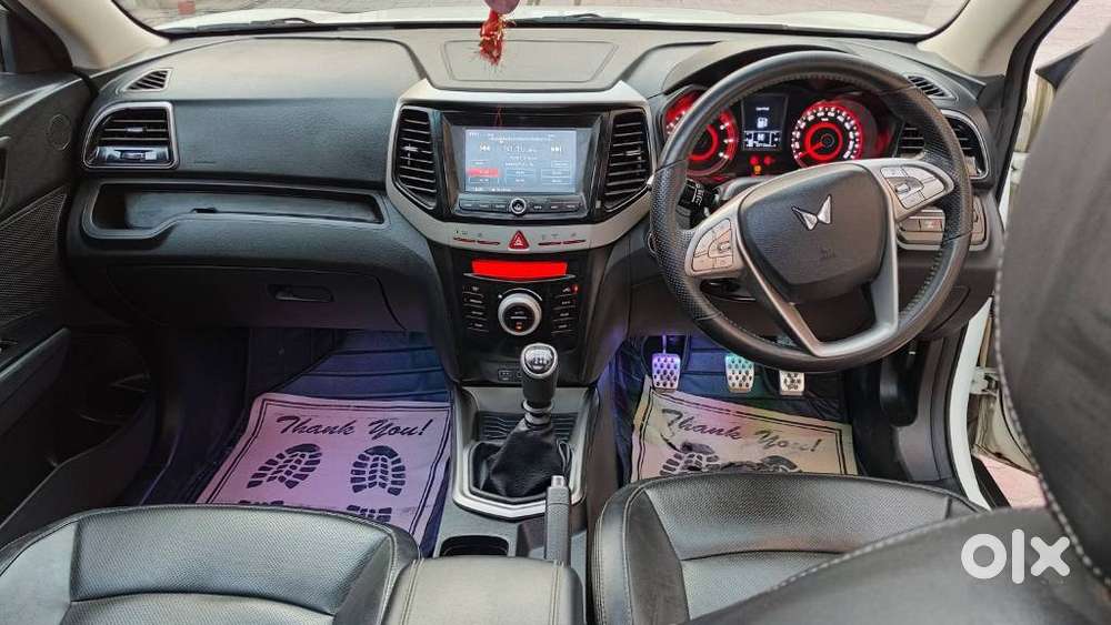 Mahindra Xuv300 1.2 W8 (o) Amt Dual Tone Petrol, 2022, Petrol
