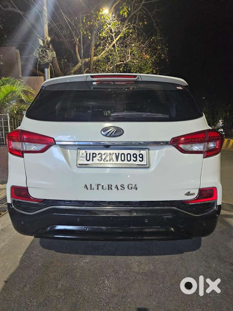 Mahindra Alturas G4