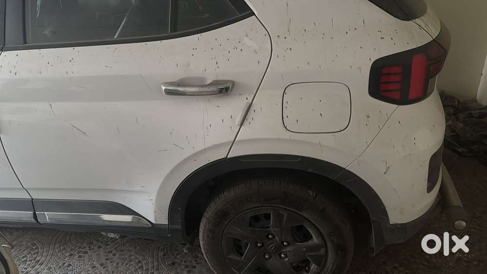 Genuine Buiyer Contact Me Hyundai Venue November 2024