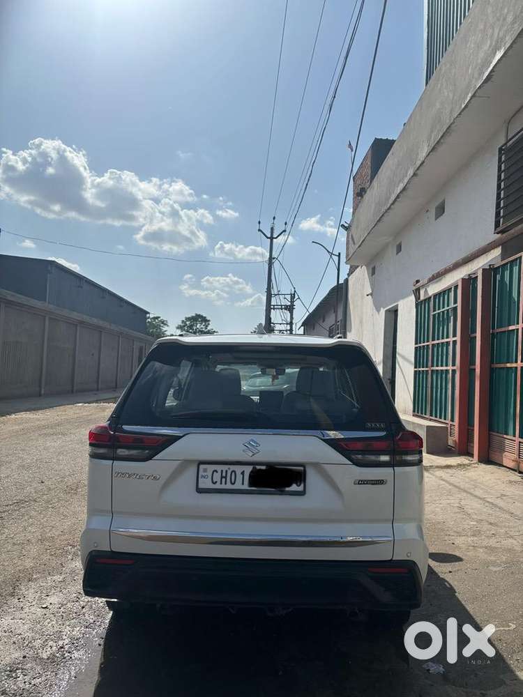 Maruti Suzuki Invicto 2024 Hybrids 47000 Km Driven