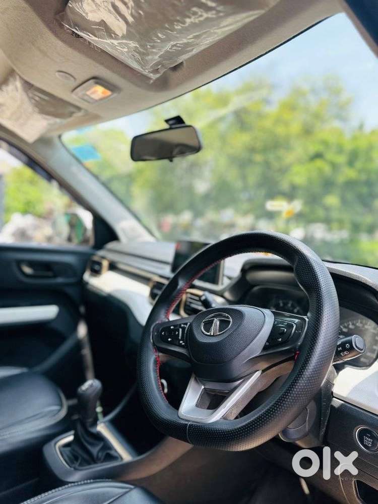 Tata Punch, 2022, Petrol