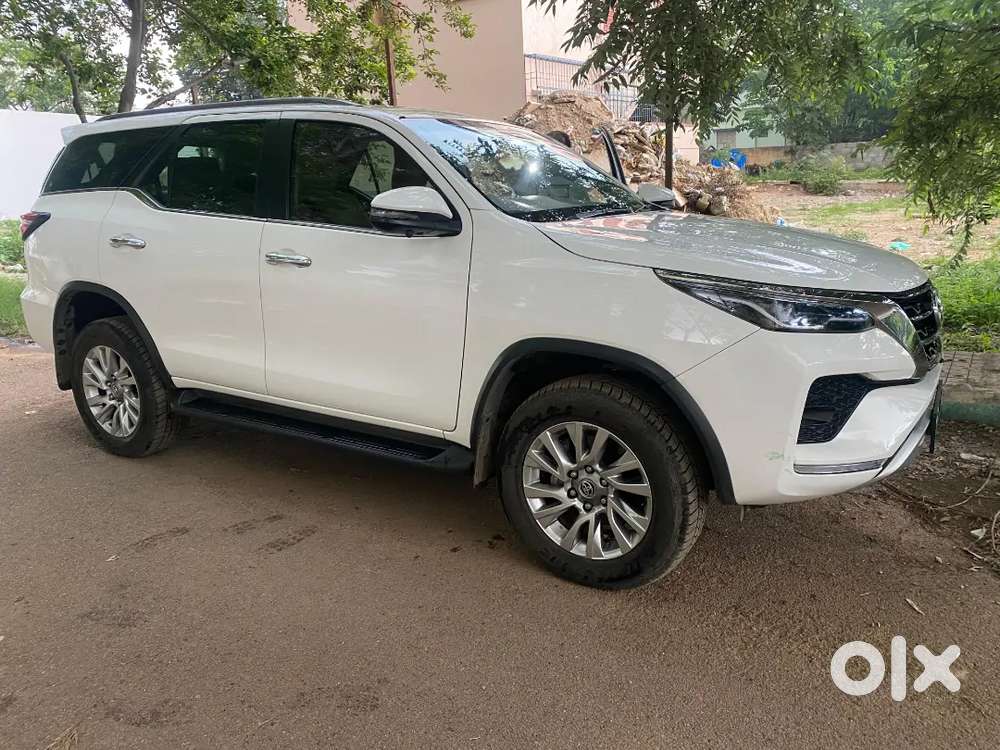 Toyota Fortuner 2024 Diesel Well Maintained