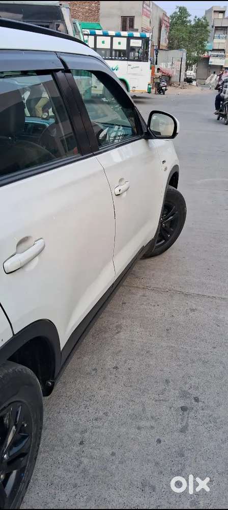 Maruti Suzuki Brezza Diesel 90000 Km Driven