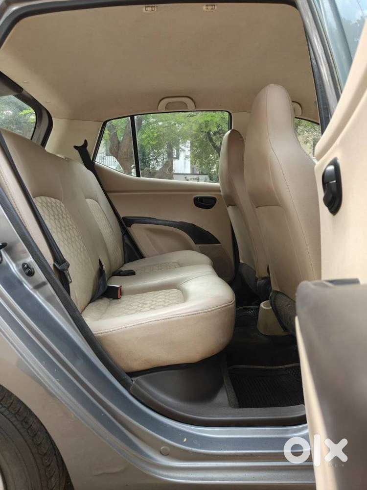 Hyundai I10 Sportz At, 2010, Petrol