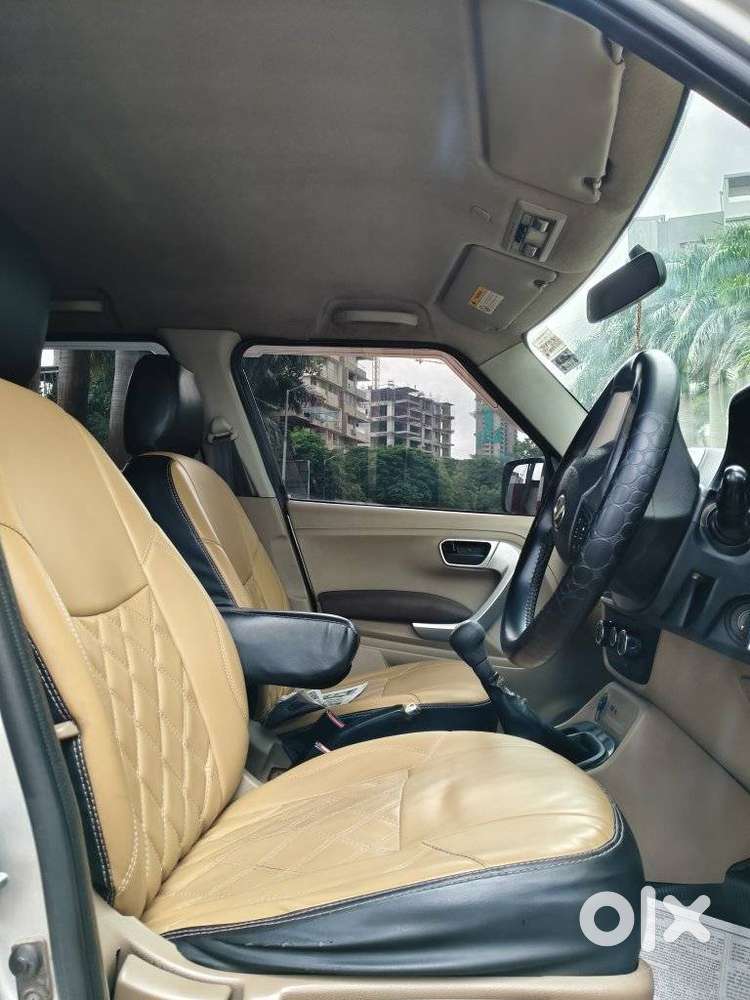 Mahindra Tuv 300 T8, 2016, Diesel