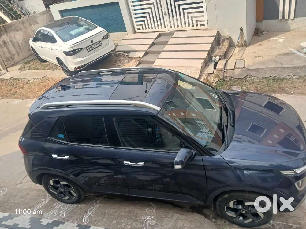 Hyundai Venue 2019 Petrol Well Maintained