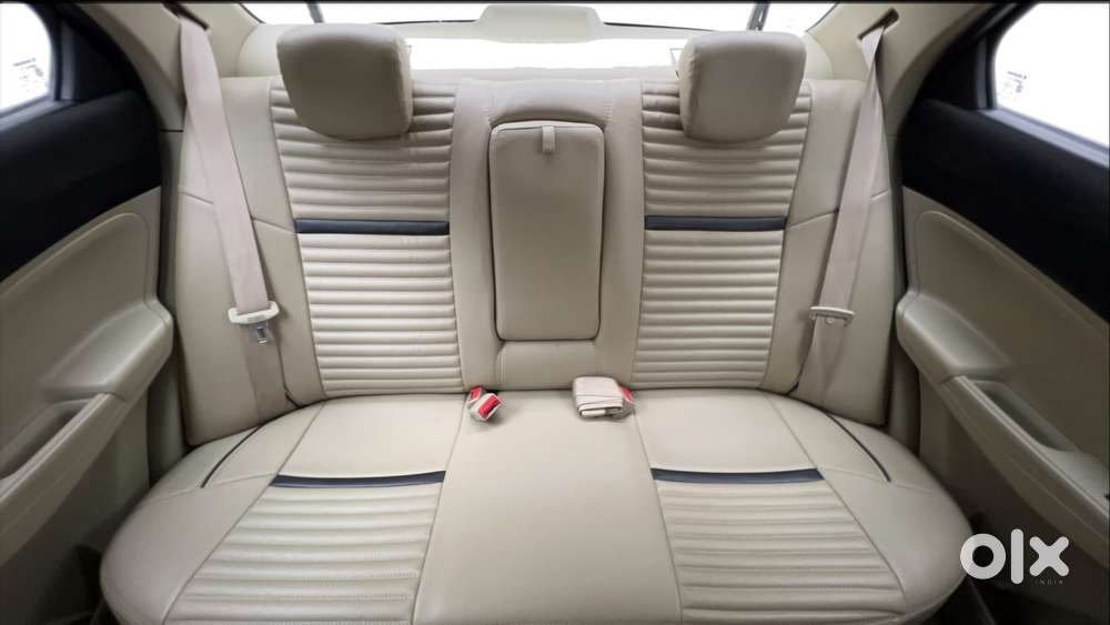 Maruti Suzuki Dzire 1.2 Vxi, 2019, Petrol