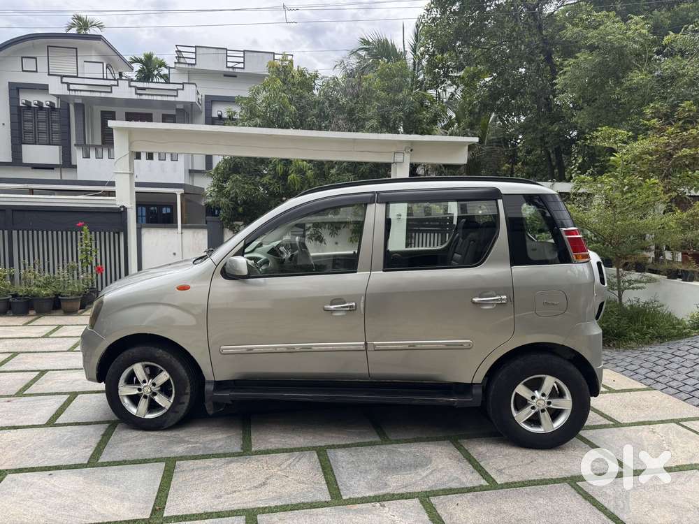 Mahindra Quanto C6, 2013, Diesel