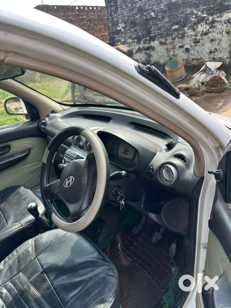 Hyundai Santro Petrol 2011