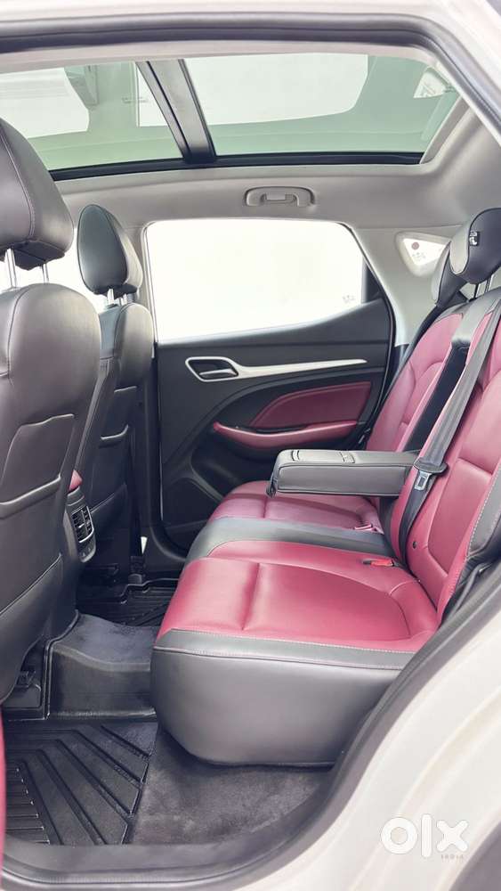 Mg Astor 1.3 Savvy Turbo At S Red, 2023, Petrol