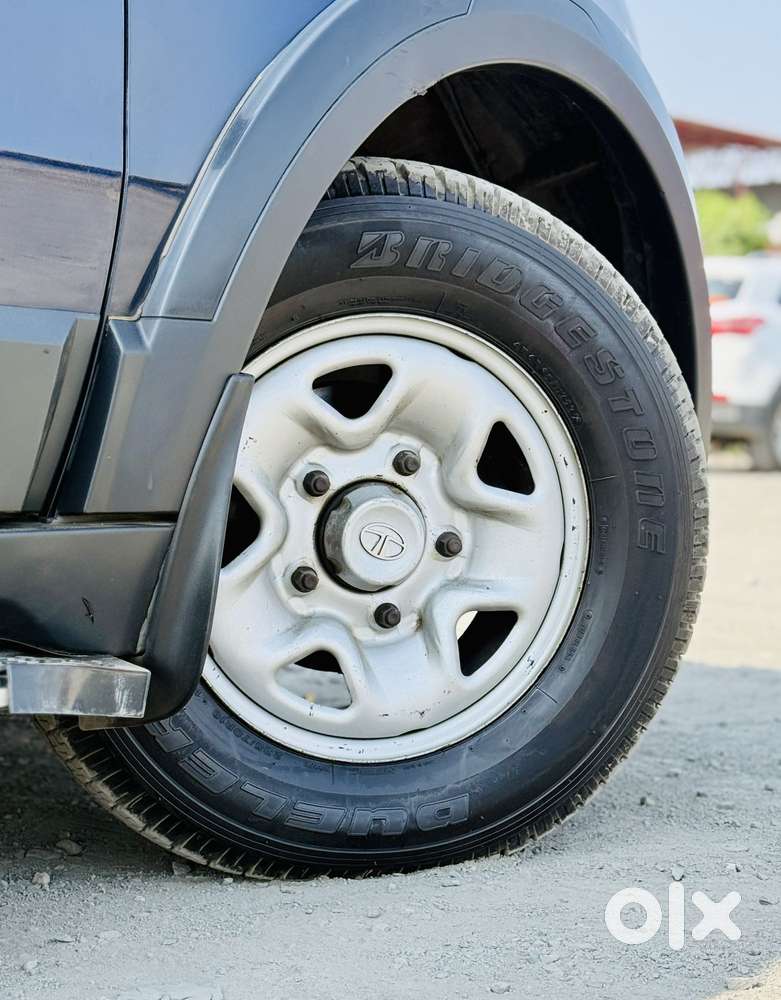 Tata Hexa 2.2 Xe 4x2 7 Str, 2018, Diesel