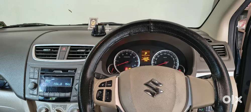 Maruti Suzuki Ertiga Vxi Automatic At