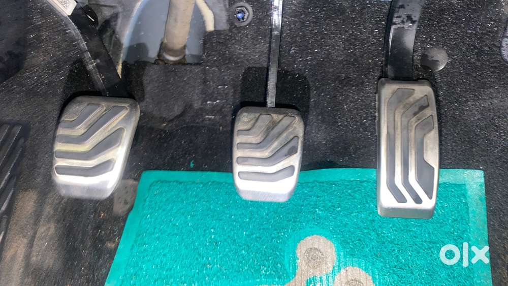 Mahindra Xuv700 2.2 Ax 5 Diesel Mt 7 Str, 2022, Diesel