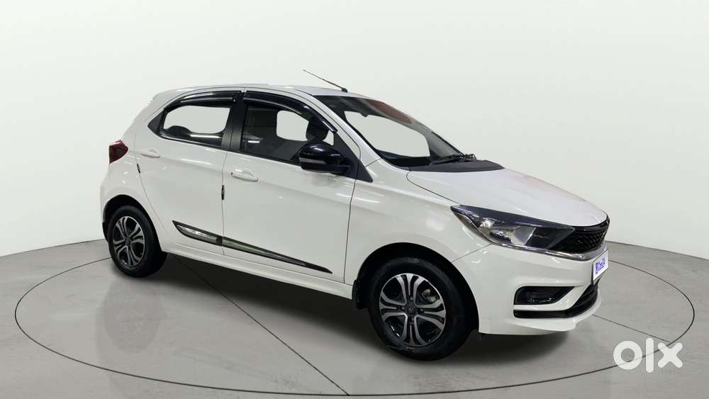 Tata Tiago 1.2 Revotron Xta, 2024, Petrol