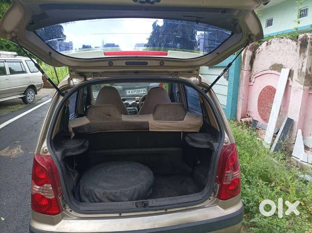 Single Hand Driven Hyundai Santro Xing Gls - Petrol