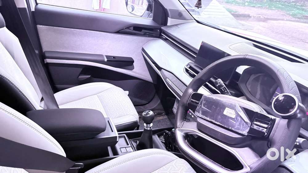 Tata Sierra Petrol Manual 2026
