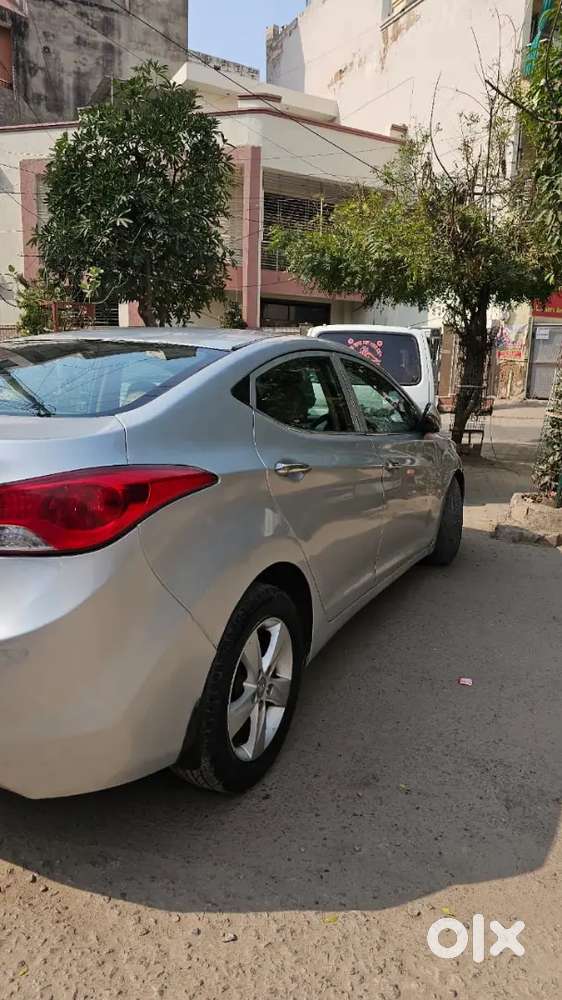Hyundai Elantra 2012 Model