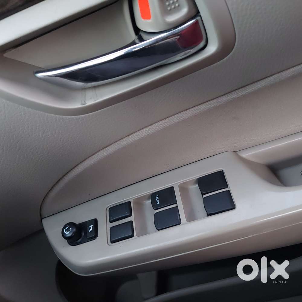 Maruti Suzuki Dzire 1.2 Vxi, 2016, Petrol