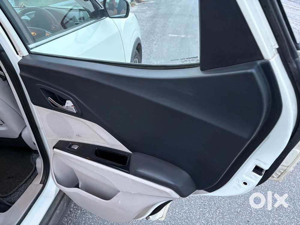 Mahindra Xuv300 2019 Car