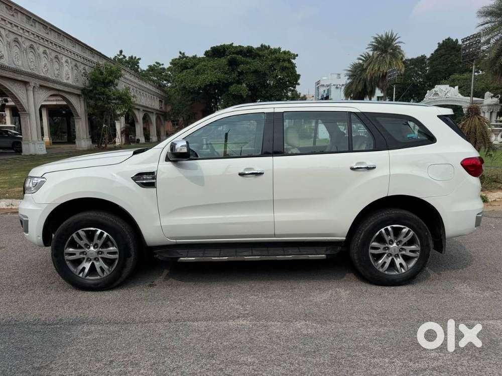 Ford Endeavour 3.2 Titanium At 4x4, 2017, Diesel