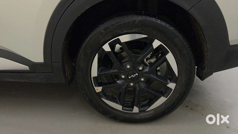 Kia Carens Clavis Htk, 2025, Petrol