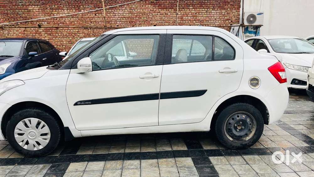 Maruti Suzuki Swift Dzire, 2013, Petrol