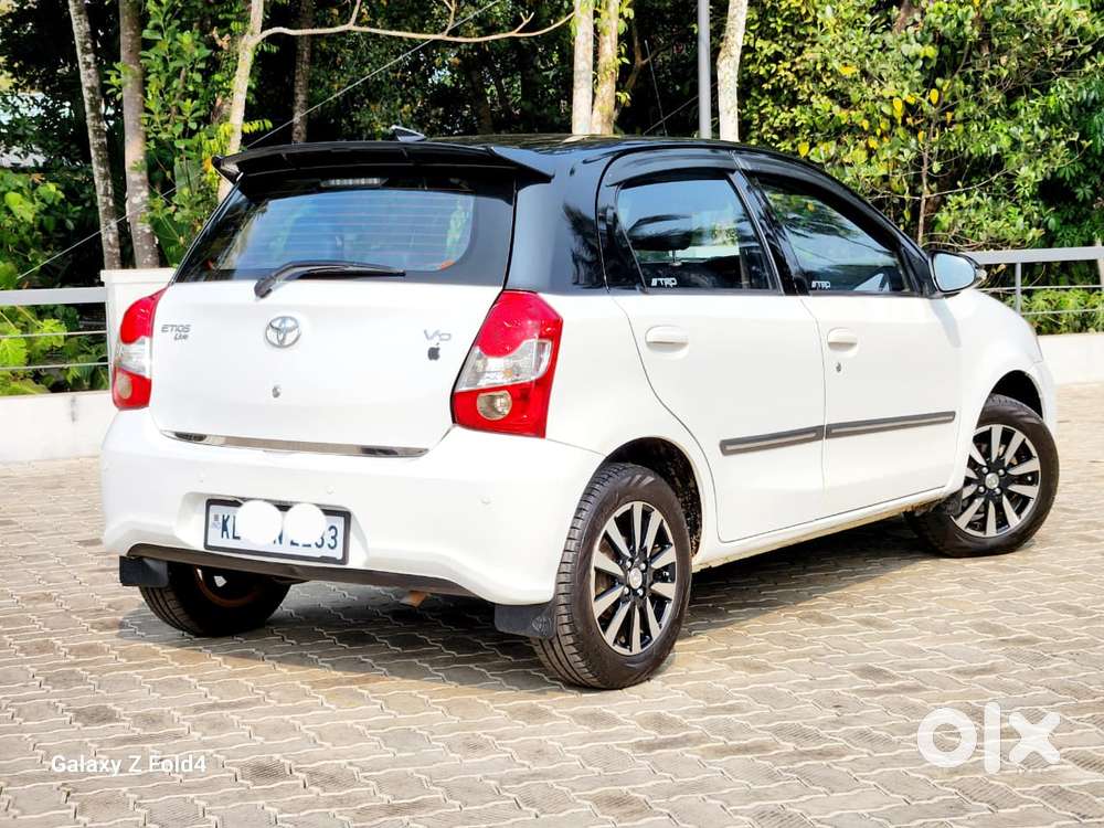 Toyota Etios Liva Vd Dual Tone, 2018, Diesel