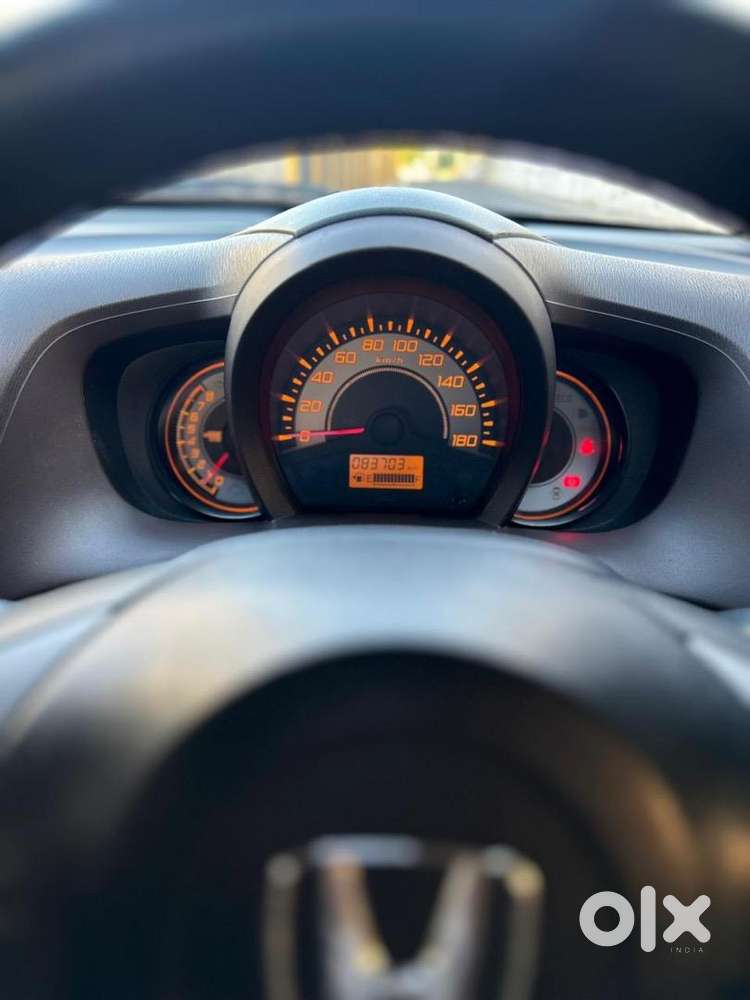 Honda Brio 2014 Petrol Well Maintained
