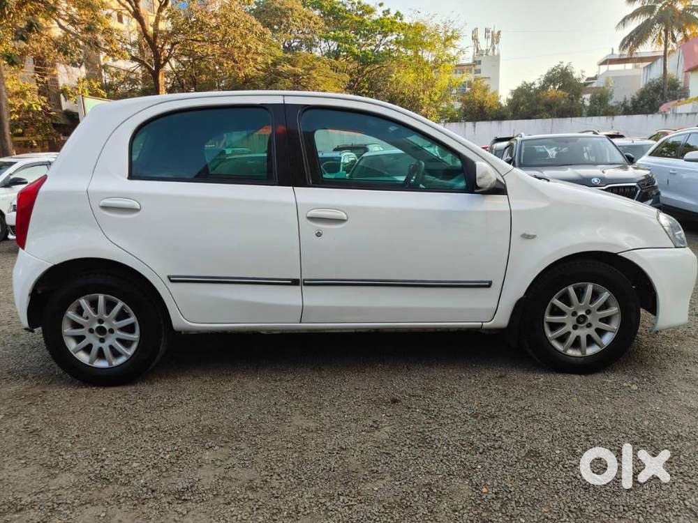 Toyota Etios Liva 2011-2012 G, 2012, Petrol