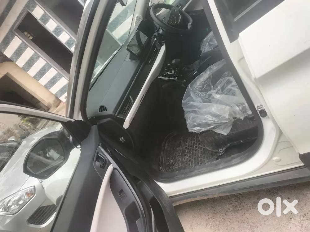 Tata Nexon Pure Pluse 1.2l Turbo 6-speed Manual