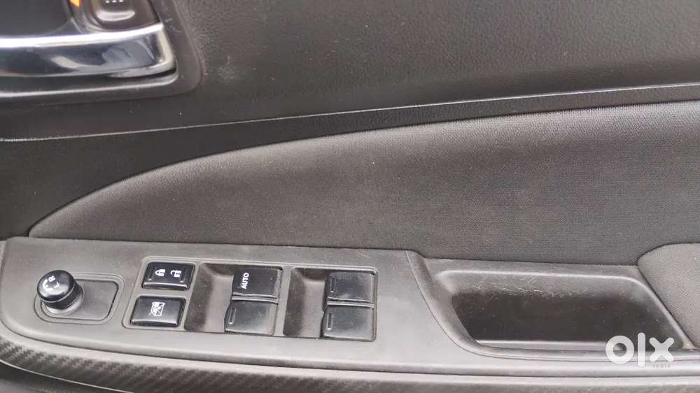 Maruti Suzuki Swift Vxi