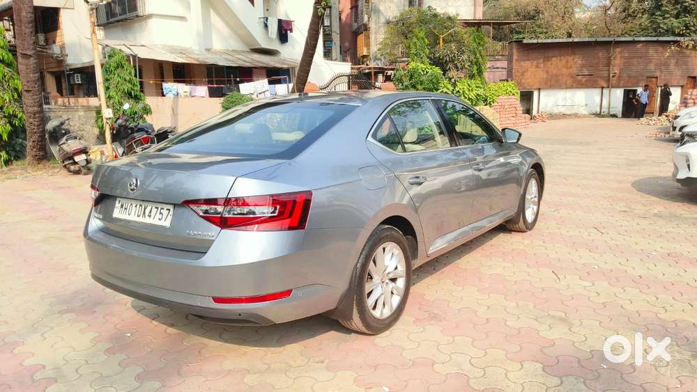 Skoda Superb 2.0 Tsi At L&k, 2019, Petrol