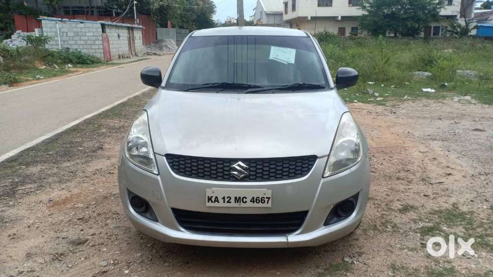 Maruti Suzuki Swift 1.2 Lxi (o), 2011, Petrol