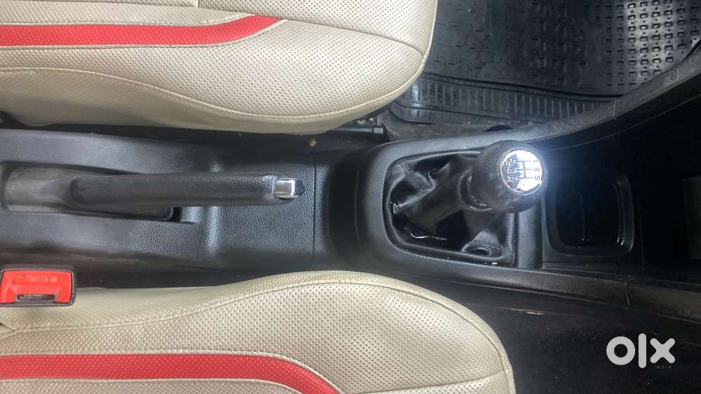 Maruti Suzuki Swift Vxi, 2017, Petrol