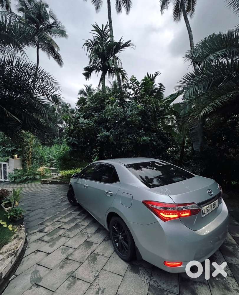 Toyota Corolla Altis 2015