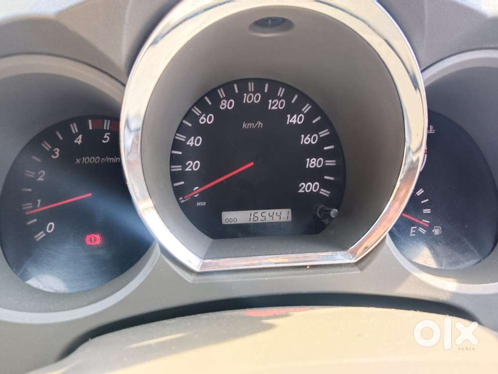 Toyota Fortuner, 2011, Diesel