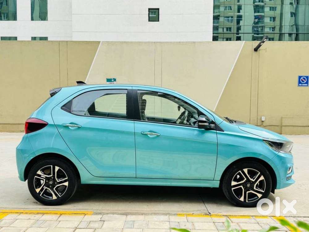 Tata Tiago, 2025, Petrol