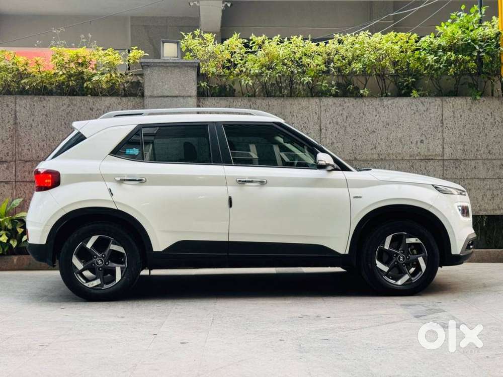 Hyundai Venue Sx Plus Turbo Dct, 2022, Petrol