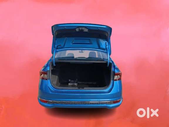 Skoda Slavia Style 1.0l Tsi At, 2022, Petrol